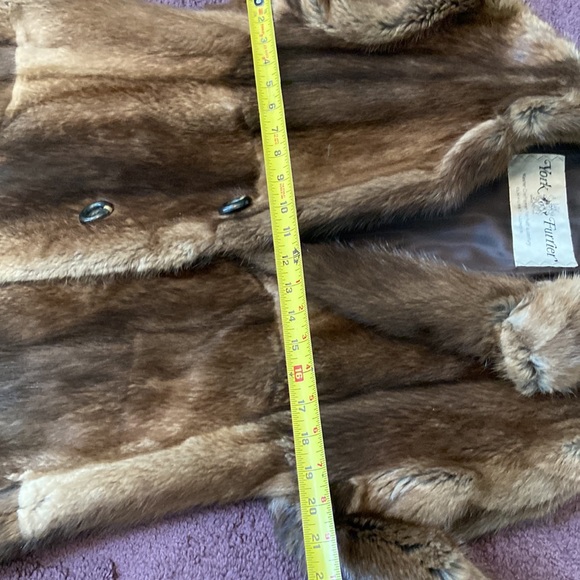 Muskrat Fur Vintage Stroller Coat - Picture 13 of 13